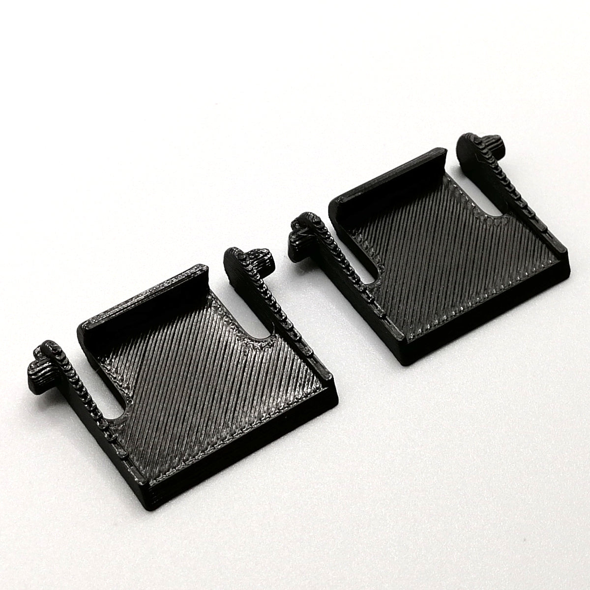 1 Paar Ersatz Tastaturfüße passend für Corsair K66 / K68 in schwarz Tastatur
