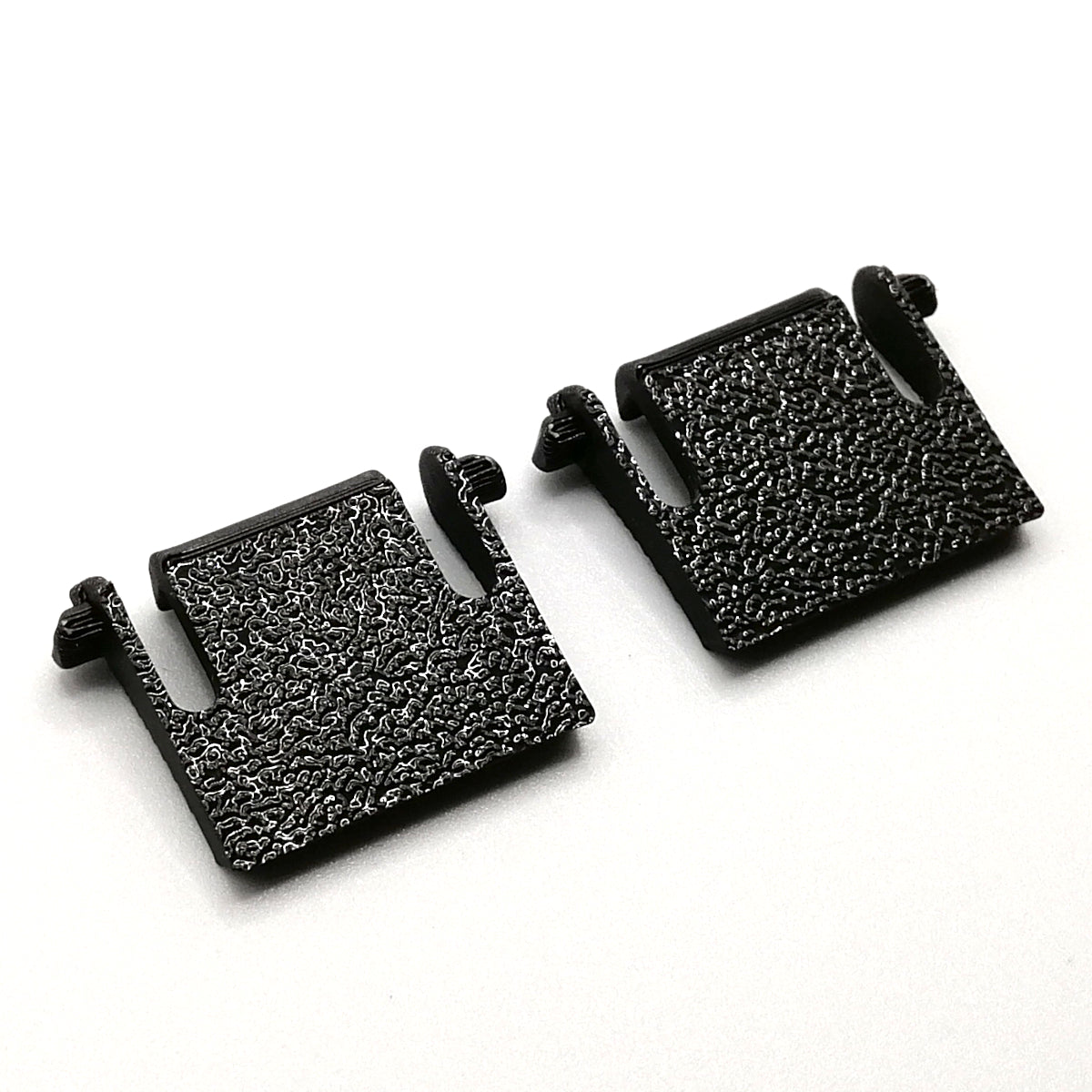 1 Paar Ersatz Tastaturfüße passend für Corsair K66 / K68 in schwarz Tastatur