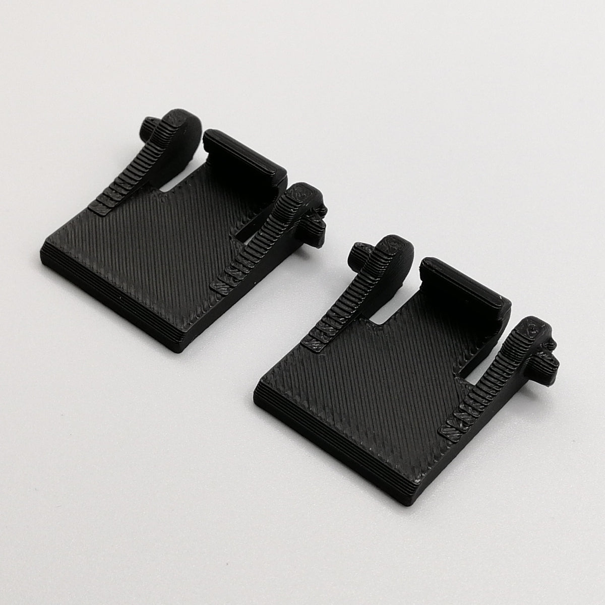 1 Paar Ersatz Tastaturfüße passend für Logitech EX110 in schwarz Tastatur Keyboard